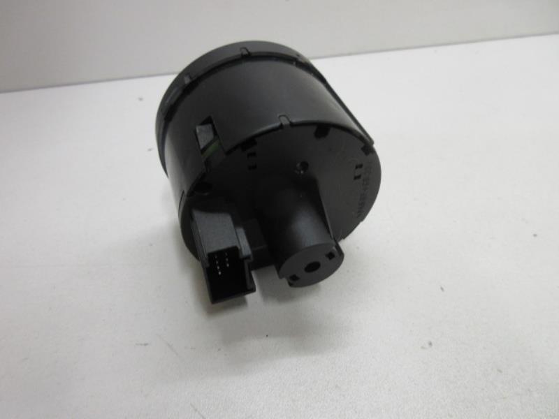 Commande de phare VOLKSWAGEN TOURAN 1 PHASE 2 Diesel - 1