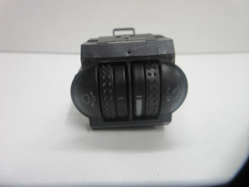 Commande de reglage hauteur de phare VOLKSWAGEN POLO 3 PHASE 2 Essence - 1