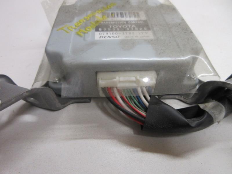 Divers TOYOTA PRIUS 2 Essence/Hybride - 1