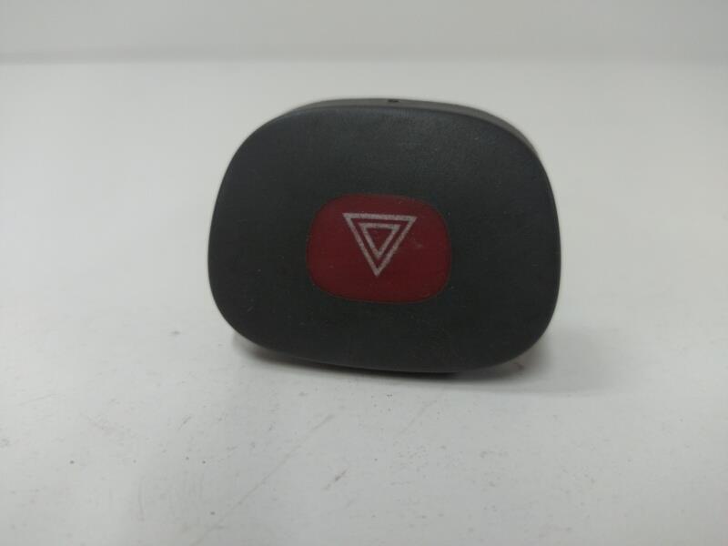 Bouton de warning RENAULT CLIO 2 PHASE 1 Essence - 1