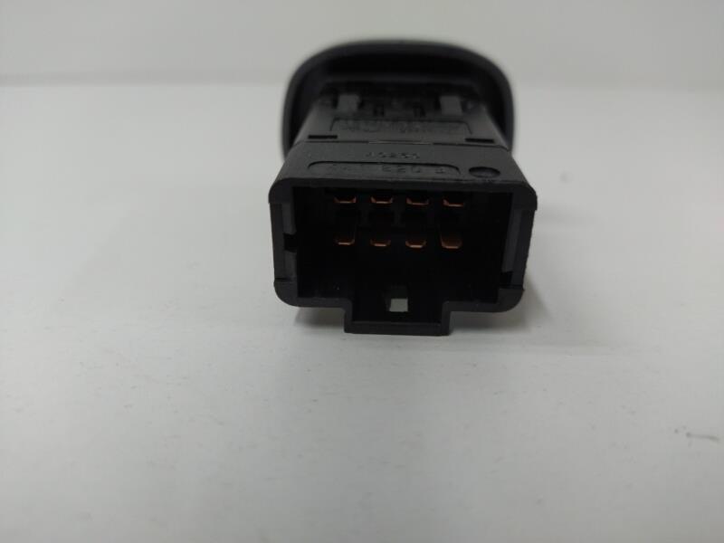 Bouton de warning RENAULT CLIO 2 PHASE 1 Essence - 1