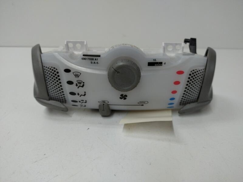 Commande chauffage PEUGEOT 107 PHASE 3 Essence - 1