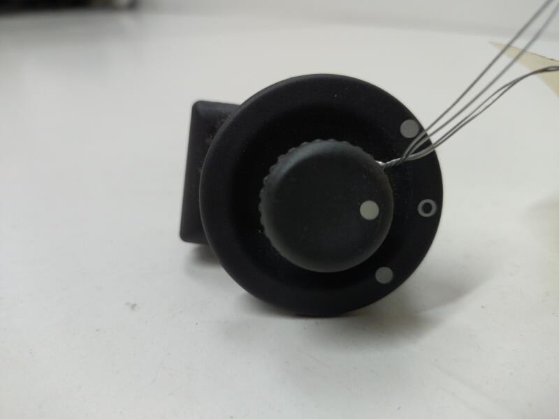 Commande retroviseurs RENAULT CLIO 2 PHASE 2 Diesel - 1