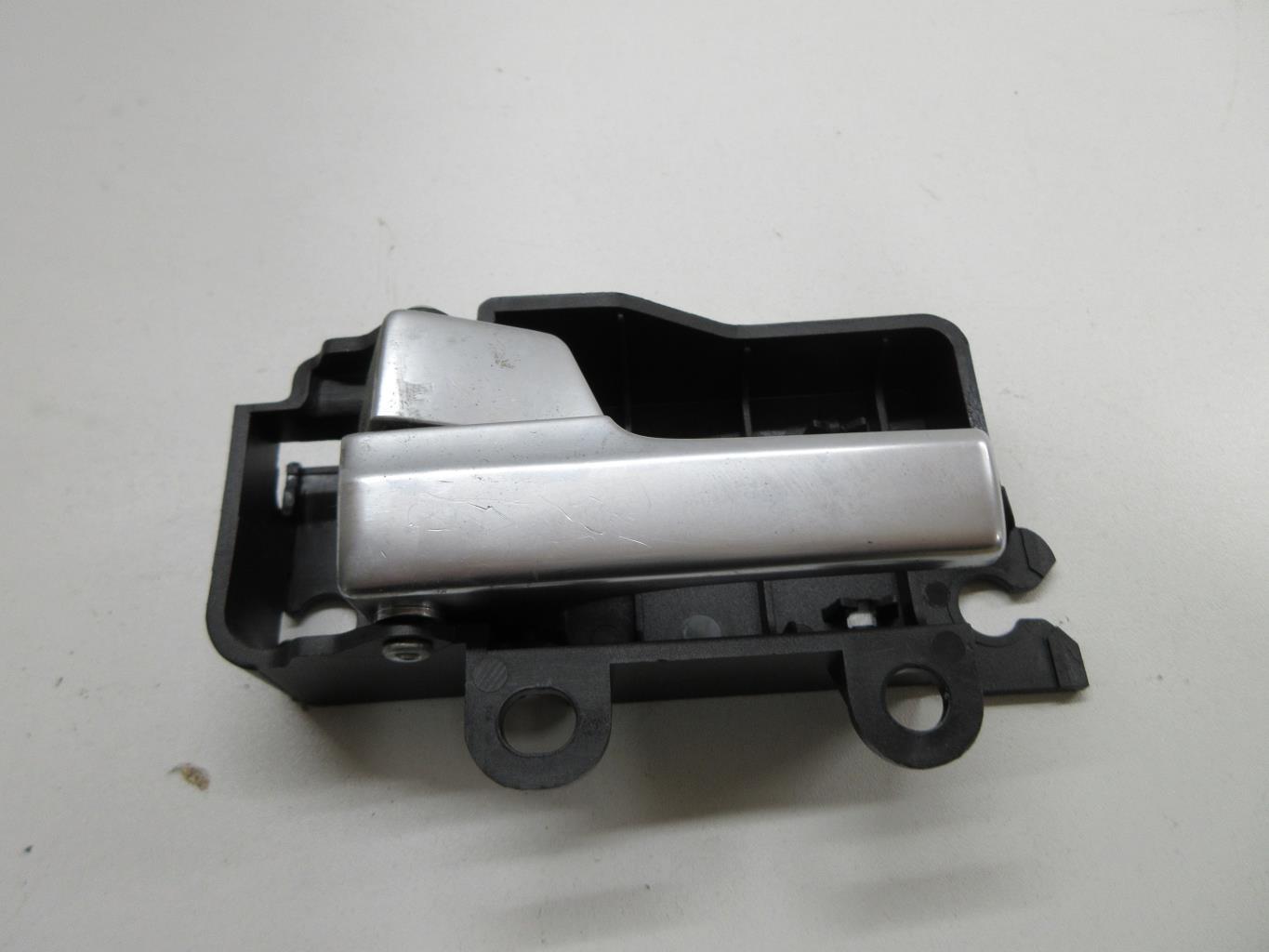 Maniglia interna anteriore sinistra FORD FOCUS 2 PHASE 2 Diésel - 1