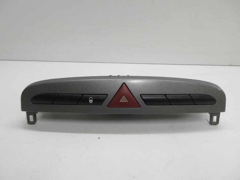 Bouton de warning PEUGEOT 308 1 PHASE 1 Diesel - 1