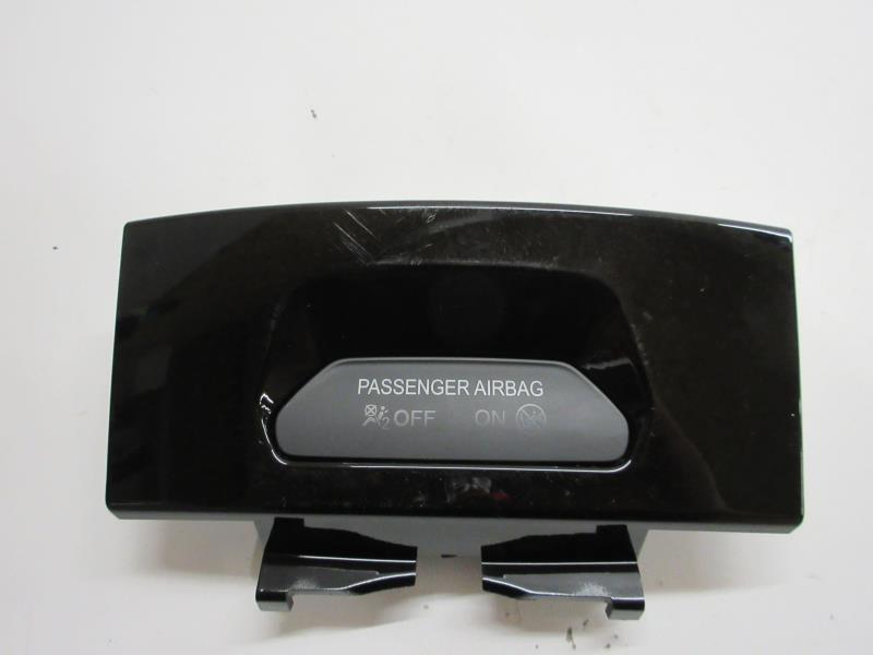 Monitor display FORD FIESTA 6 PHASE 2 Diésel - 1