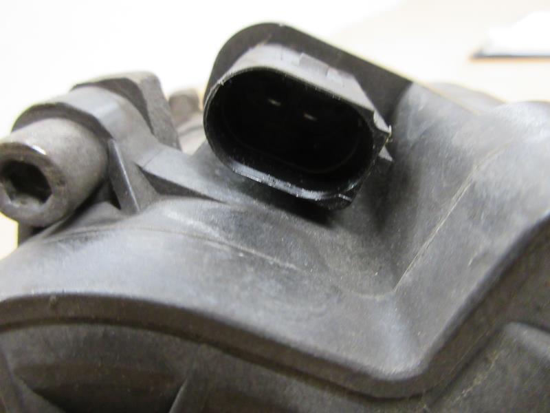 Pinza freni posteriore sinistra VOLKSWAGEN GOLF 8 PHASE 1 Gasolina - 1