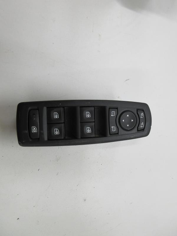 Interruttore lavacristalli anteriore sinistro RENAULT LAGUNA 3 PHASE 1 Diésel - 1