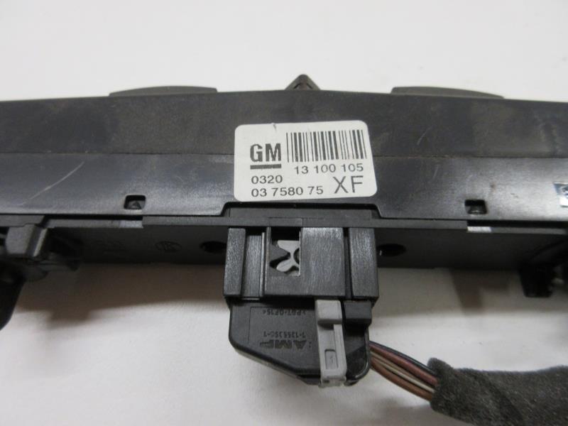 Bouton de warning OPEL ASTRA H GTC PHASE 2 Diesel - 1