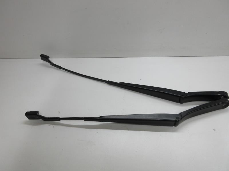 Braccio tergicristallo anteriore VOLKSWAGEN PASSAT 6 BREAK Diésel - 1