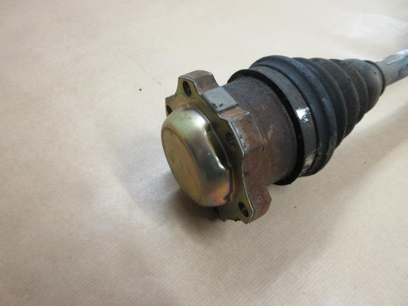Giunto cardanico albero di trasmissione sinistro VOLKSWAGEN POLO 3 PHASE 1 Gasolina - 1