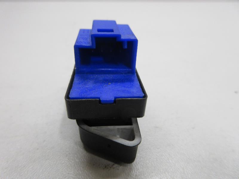 Commande de fermeture centralisee VOLKSWAGEN PASSAT 6 BREAK Diesel - 1