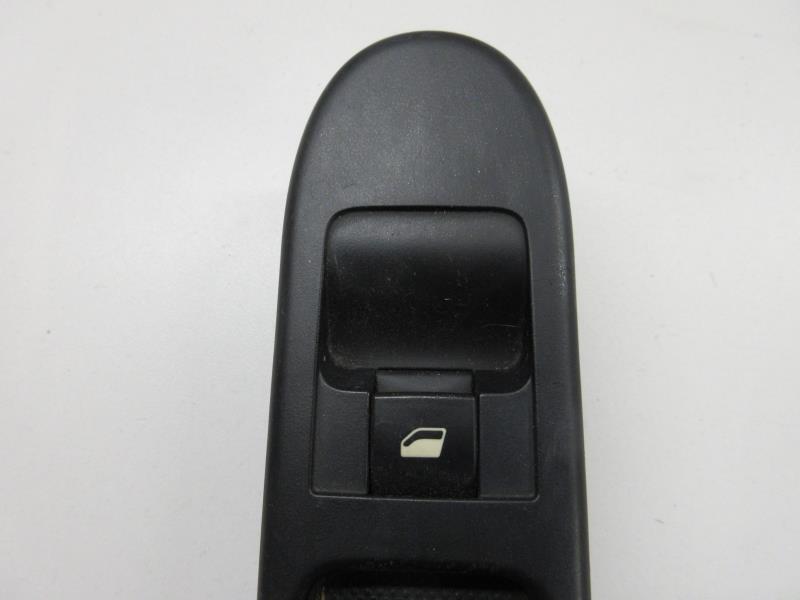 Interruttore lavacristalli anteriore destro PEUGEOT 307 PHASE 2 Diésel - 1