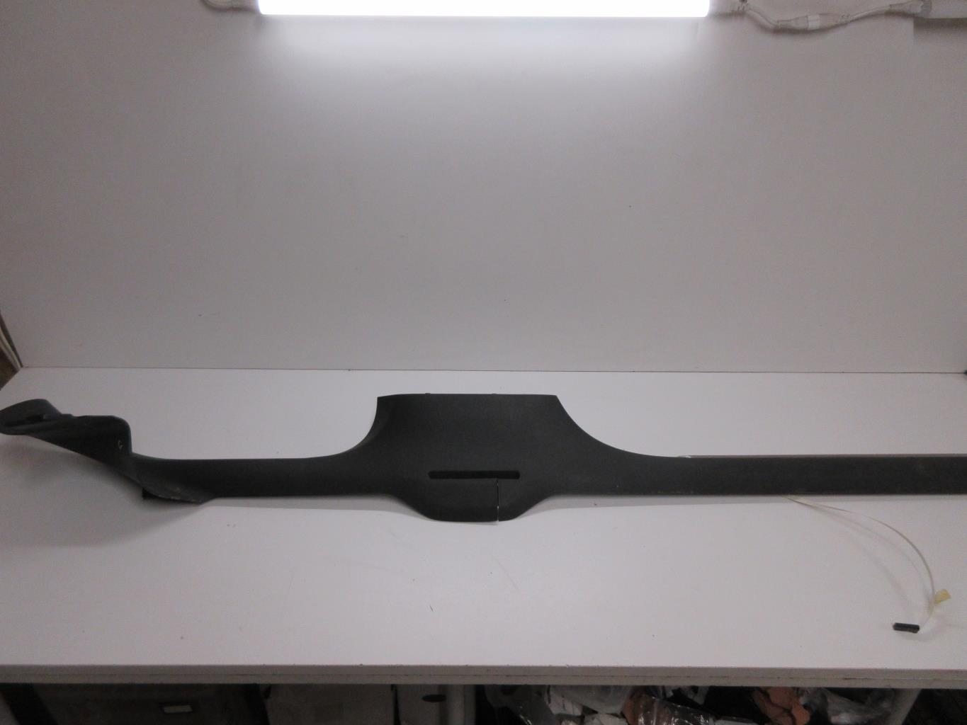 Guarnizione sportello anteriore sinistro VOLKSWAGEN GOLF 7 PHASE 1 Gasolina - 1