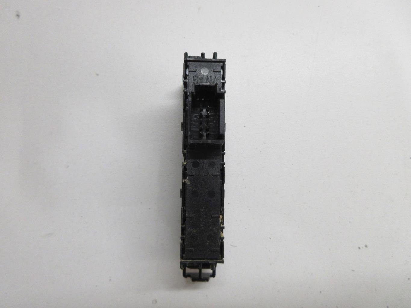 Bouton/Interrupteur VOLKSWAGEN GOLF 7 PHASE 1 Essence - 1