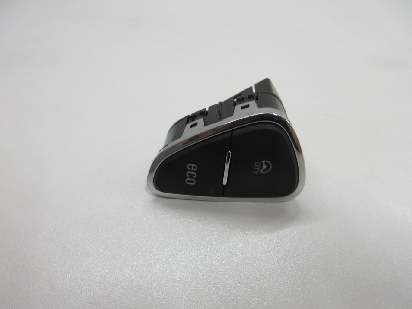 Divers OPEL CORSA E Diesel - 1