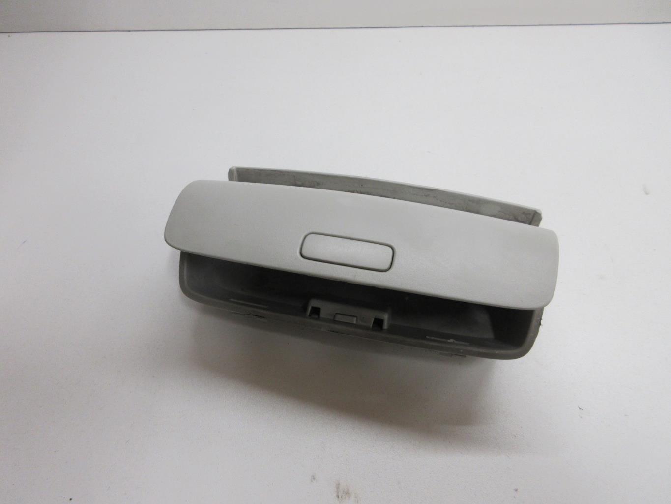 Cendrier VOLKSWAGEN PASSAT 5 Diesel - 1