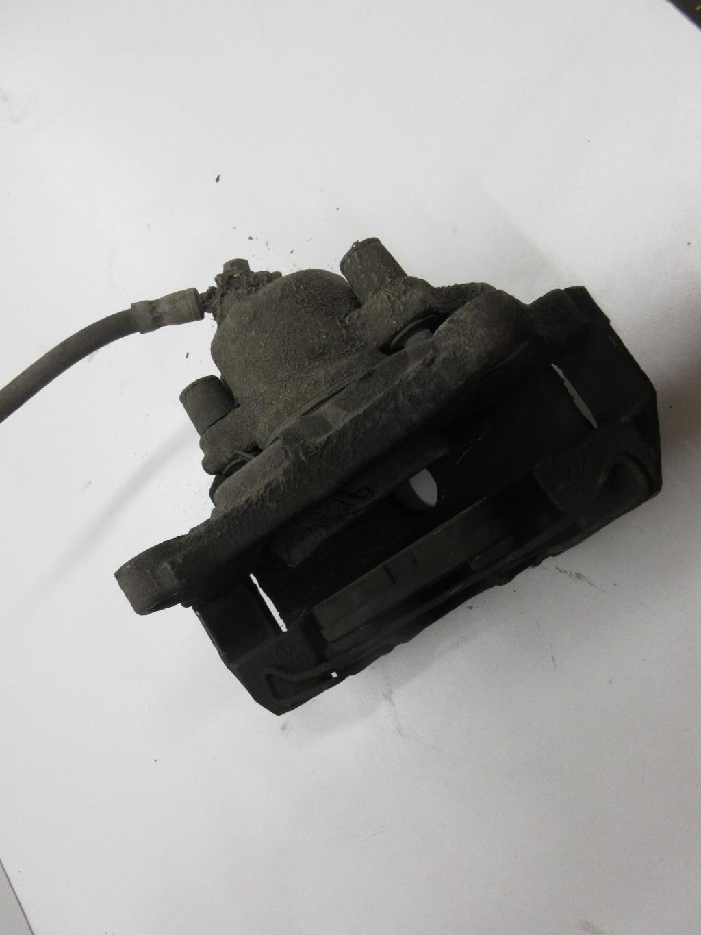 Pinza freni anteriore sinistra VOLKSWAGEN PASSAT 5 Diésel - 1