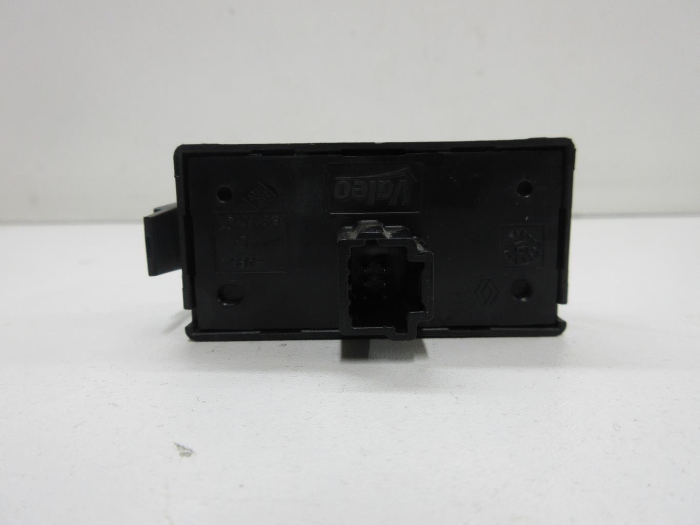 Bouton de warning OPEL VIVARO 2 Diesel - 1
