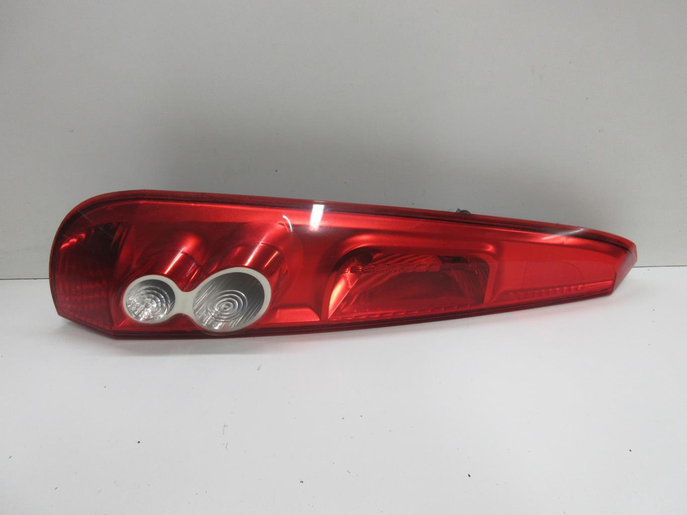 Fanale posteriore principale sinistro (luci) FORD FIESTA 5 PHASE 2 Diésel - 1