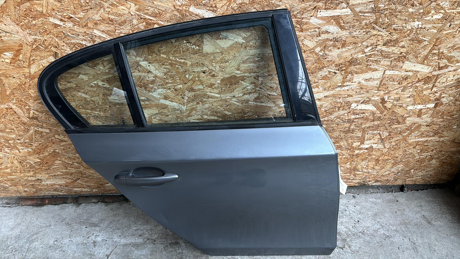 Portiera posteriore destra BMW SERIE 1 E87 PHASE 2 Diésel - 1