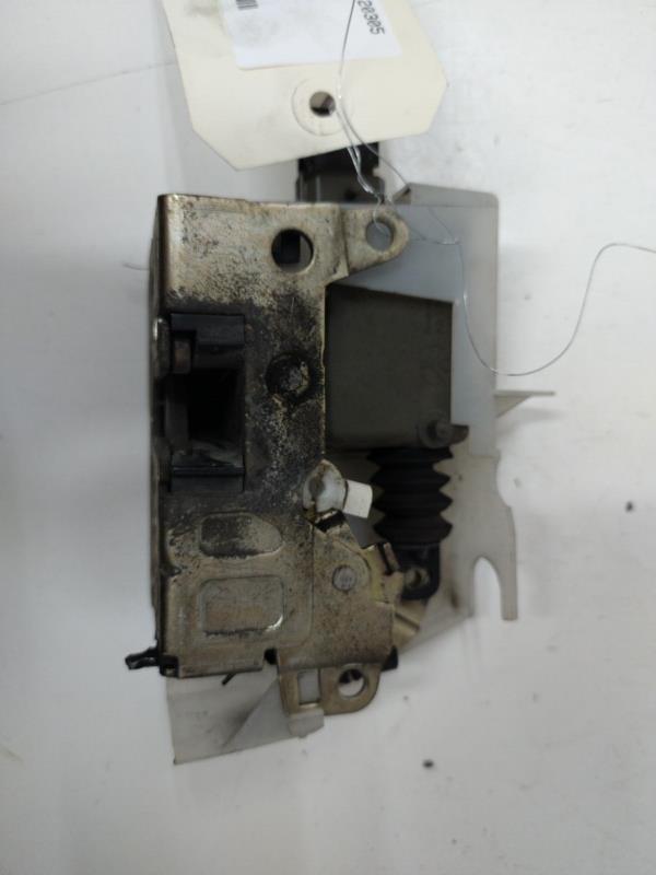 Serrure arriere droit RENAULT CLIO 2 PHASE 1 Diesel - 1