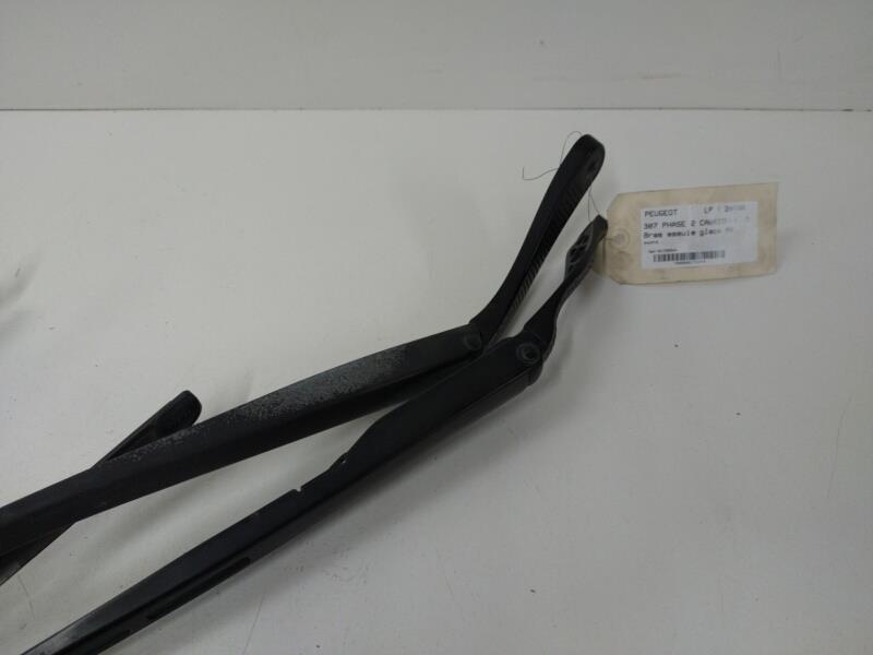 Braccio tergicristallo anteriore PEUGEOT 307 PHASE 2 CABRIOLET Diésel - 1