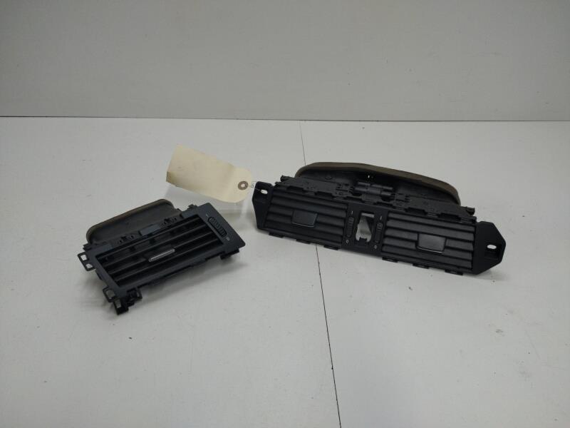 Bocchetta aerazione cruscotto BMW SERIE 5 E61 TOURING PHASE 2 BREAK Diésel - 1