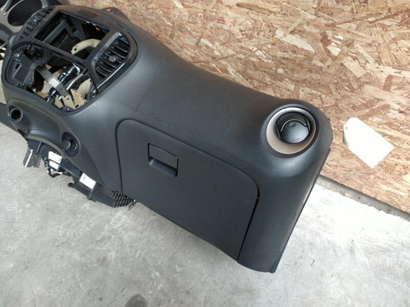 Tableau de bord NISSAN JUKE 1 PHASE 1 Diesel - 1