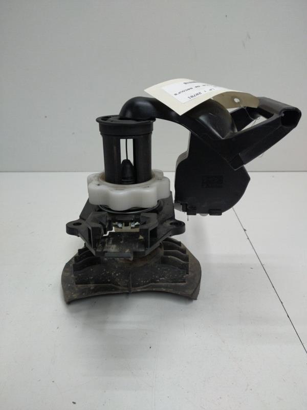 Treuil de roue de secours RENAULT CLIO 3 PHASE 2  - 1