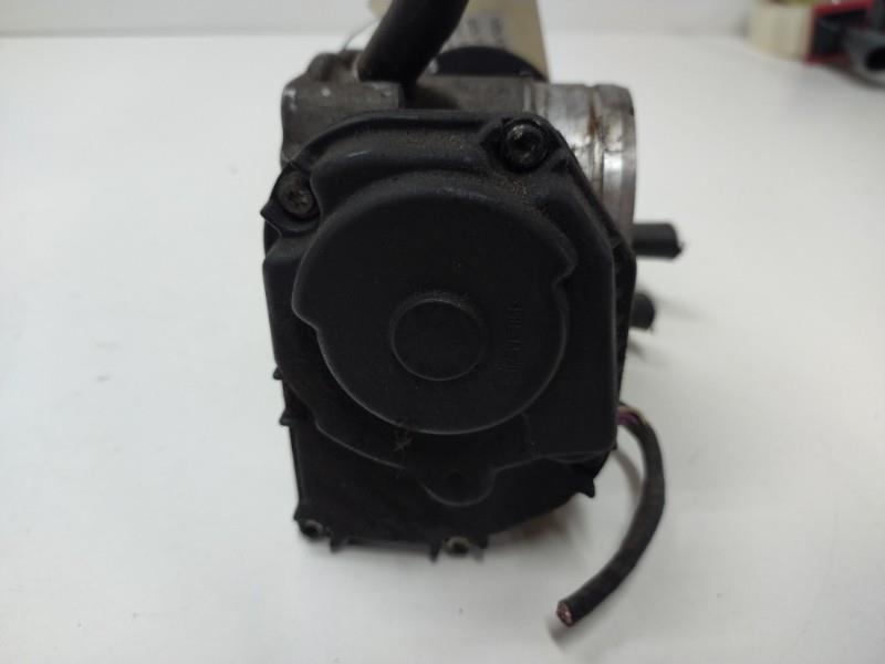 Corpo farfallato VOLKSWAGEN GOLF 4 Gasolina - 1