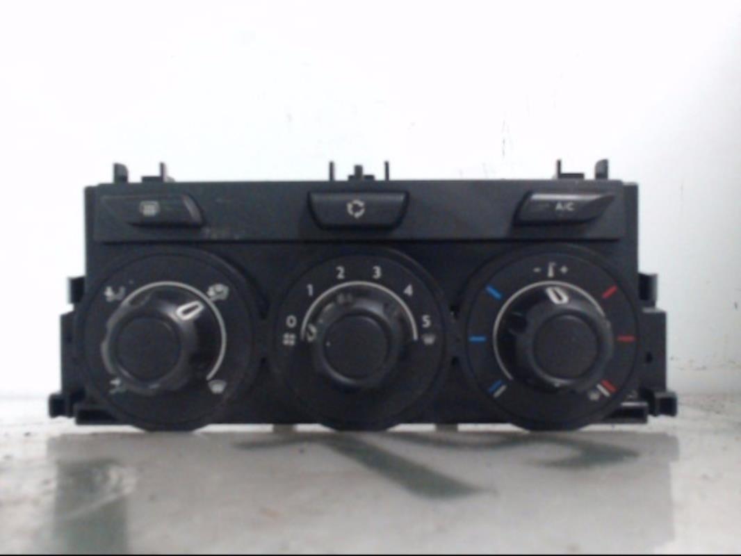 Commande chauffage CITROEN C3 2 PHASE 1 Diesel - 1