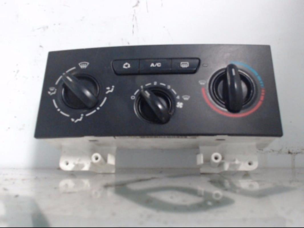 Commande chauffage CITROEN C4 1 PHASE 2 COUPE Essence - 1