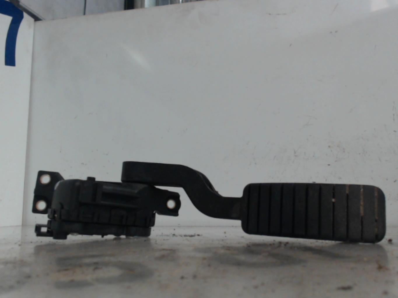 Pedale d'accelerateur RENAULT LAGUNA 2 PHASE 1 Essence - 1