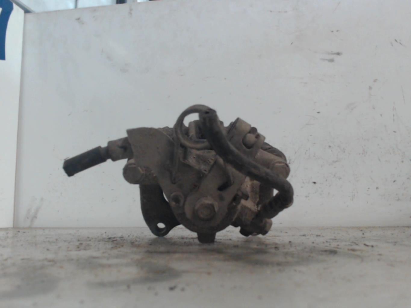Etrier arriere gauche (freinage) AUDI A4 2 Diesel - 1