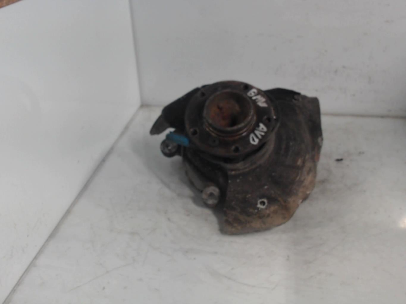 Moyeu avant droit BMW SERIE 5 E39 Diesel - 1