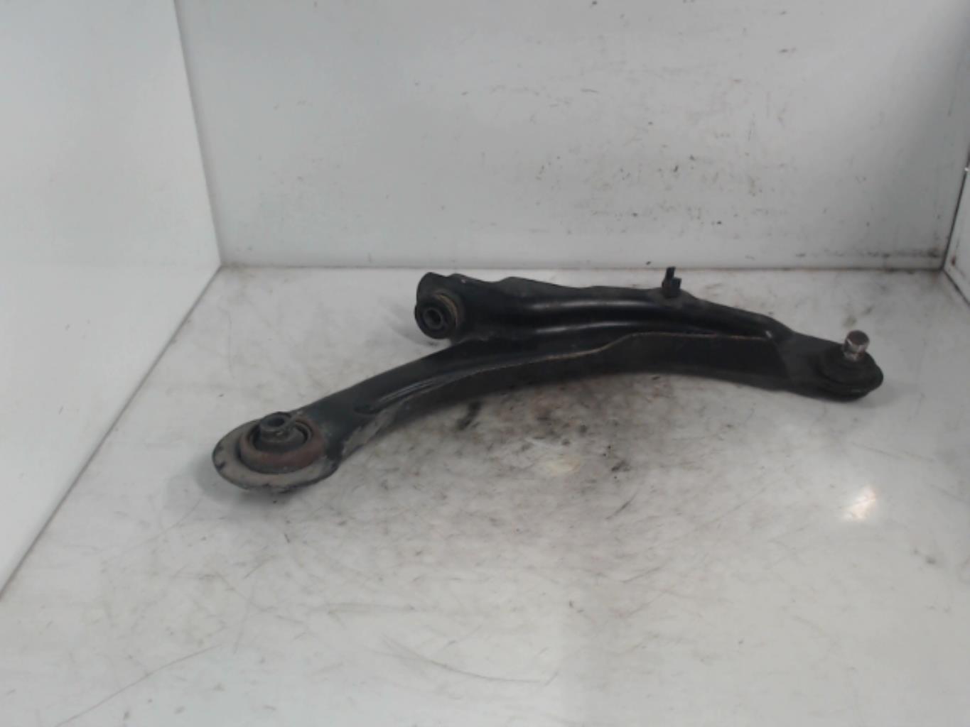 Triangle avant droit RENAULT MEGANE 3 PHASE 1 BREAK Diesel - 1