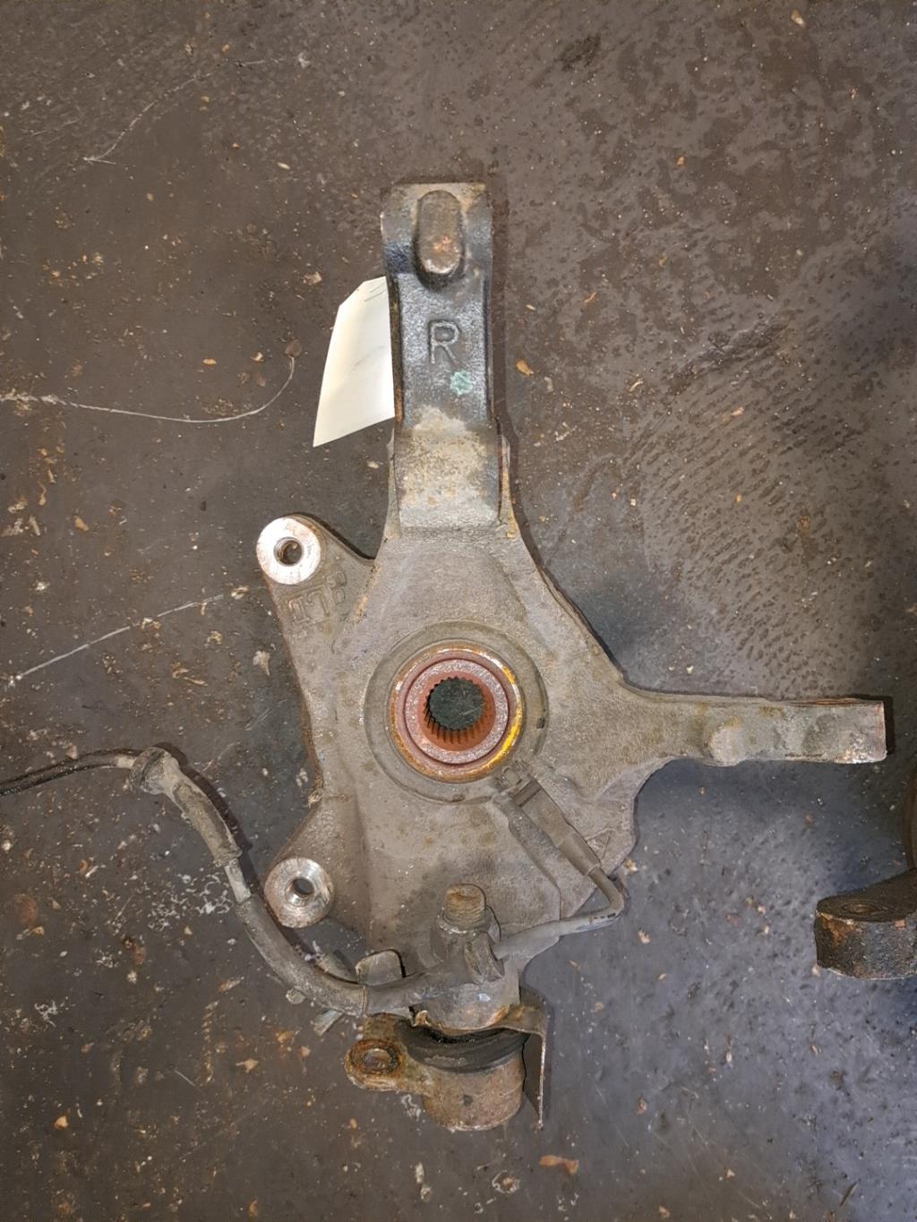 Moyeu avant droit RENAULT TRAFIC 2 PHASE 1  - 1