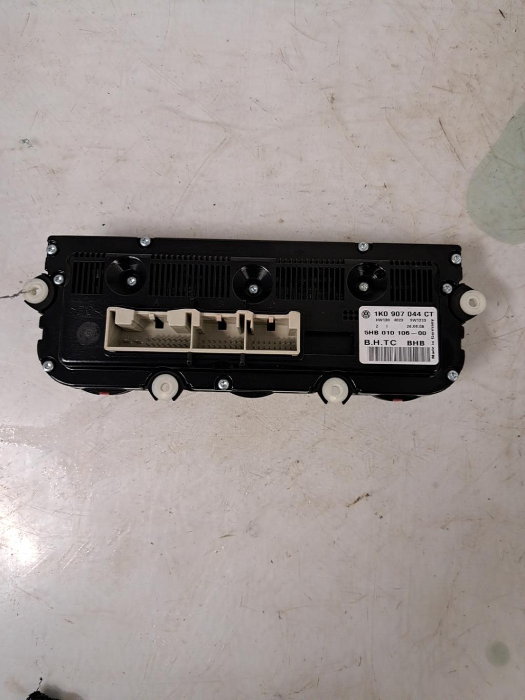 Commande chauffage VOLKSWAGEN TOURAN 1 PHASE 2 Diesel - 1