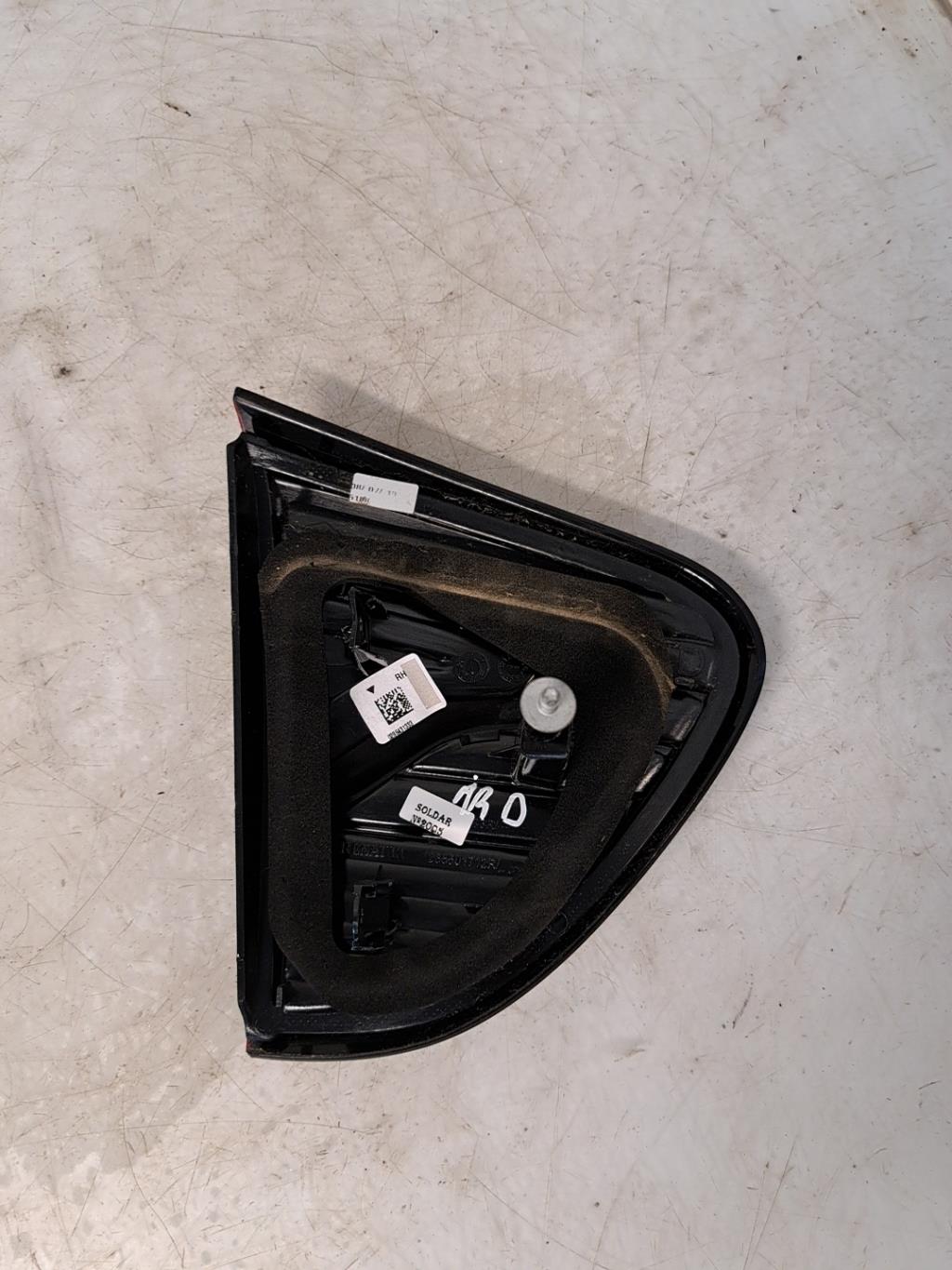 Feu arriere secondaire droit (feux) RENAULT CAPTUR 1 PHASE 2 Diesel - 1