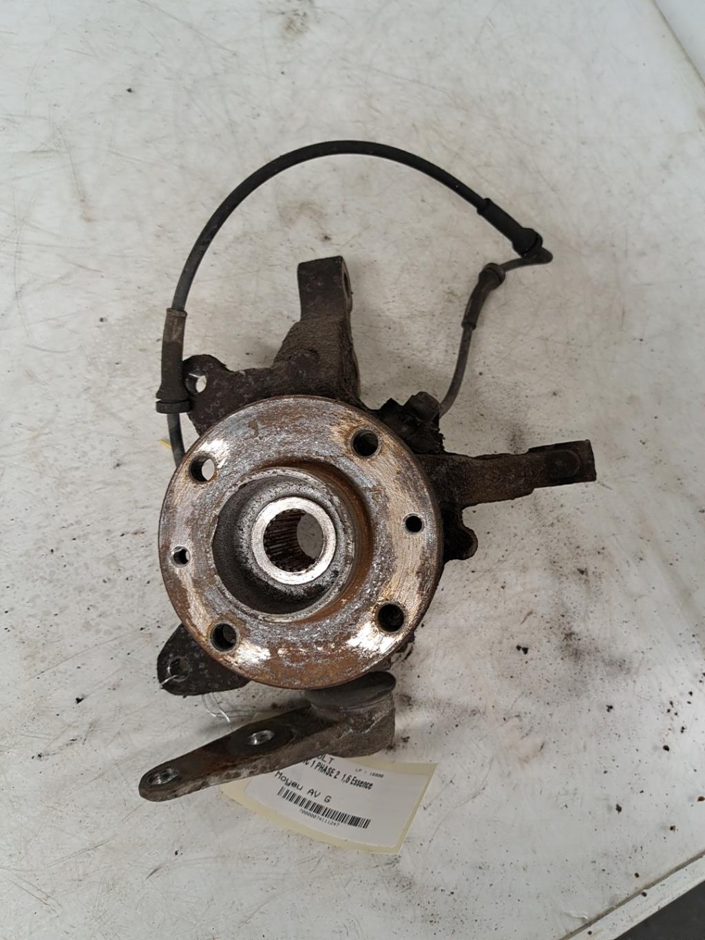 Moyeu avant gauche RENAULT SCENIC 1 PHASE 2 Essence - 1