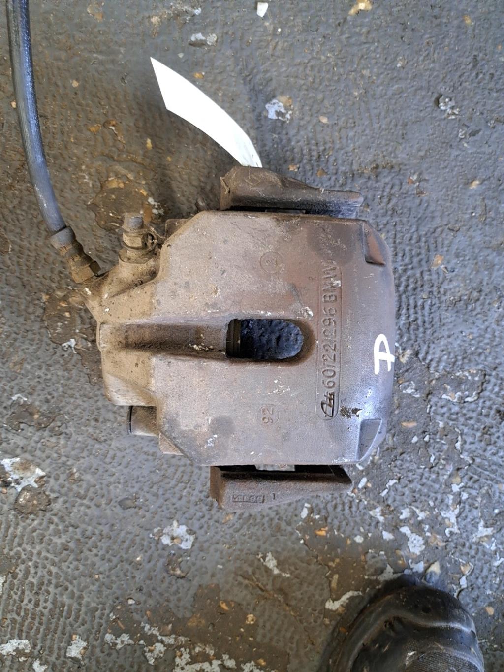 Etrier avant droit (freinage) BMW SERIE 5 E39 PHASE 2  - 1