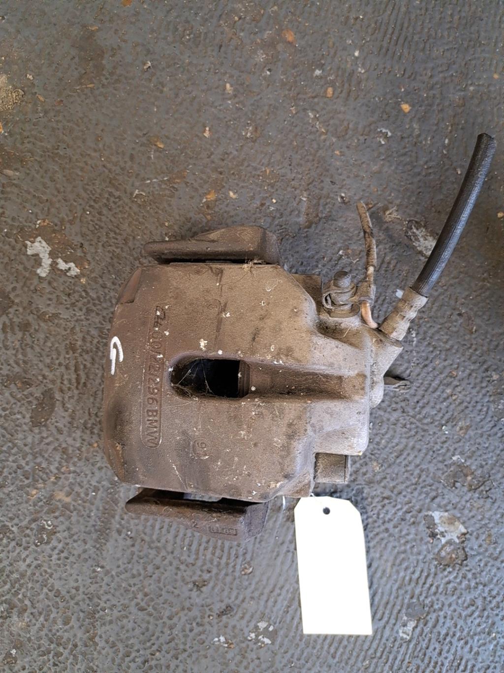 Etrier avant gauche (freinage) BMW SERIE 5 E39 PHASE 2  - 1