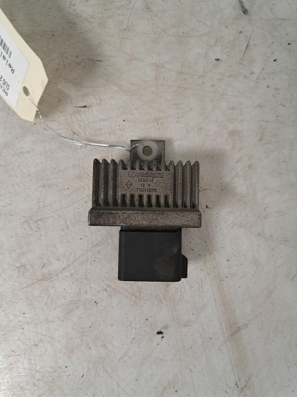 Relais de prechauffage RENAULT CLIO 2  - 1