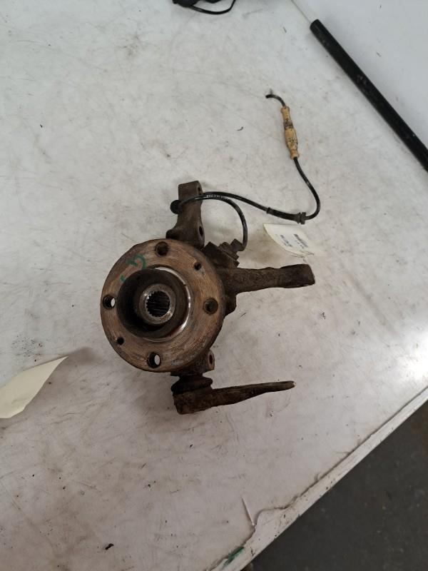 Moyeu avant gauche RENAULT TWINGO 1 PHASE 3 Essence - 1