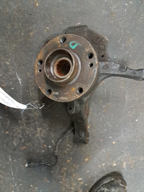 Moyeu avant droit RENAULT LAGUNA 2 PHASE 2 Diesel - 1