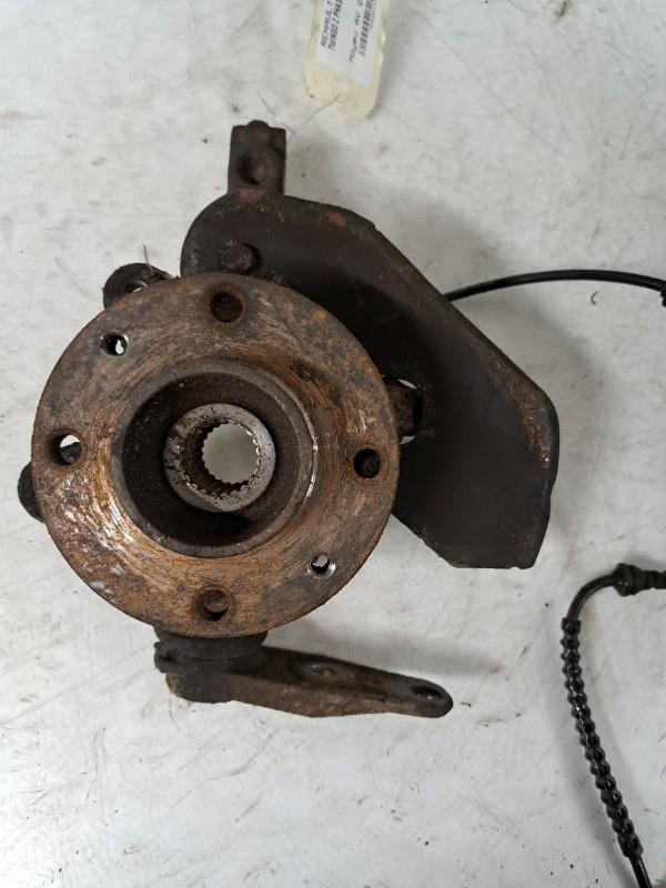 Moyeu avant gauche RENAULT TWINGO 2 PHASE 1 Diesel - 1