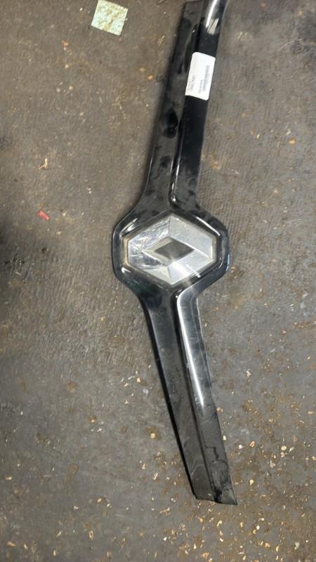Calandre RENAULT TWINGO 2 PHASE 2  - 1