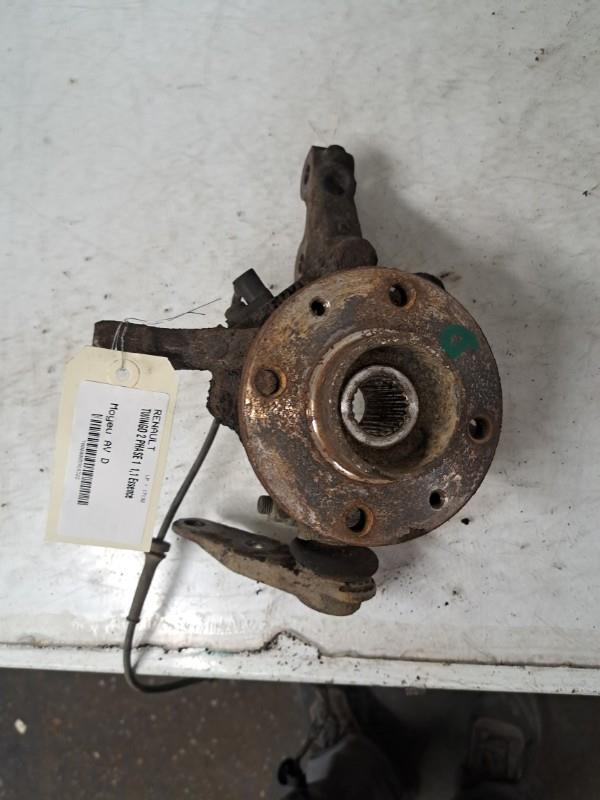 Moyeu avant droit RENAULT TWINGO 2 PHASE 1 Essence - 1