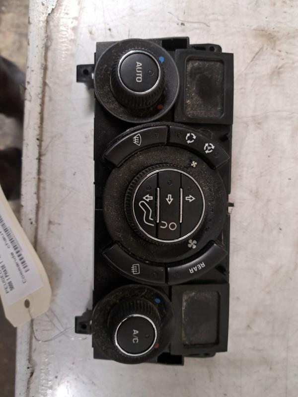 Commande chauffage PEUGEOT 5008 1 PHASE 1 Diesel - 1